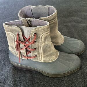 Sperry winter boots